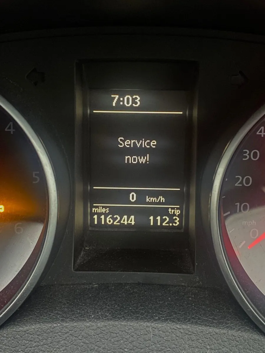 Volkswagen Golf 2009 - Image 1