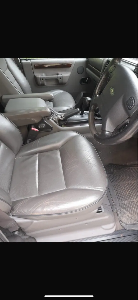 FOR SALE 3.9 V8 ES AUTO Petrol Discovery - Image 4