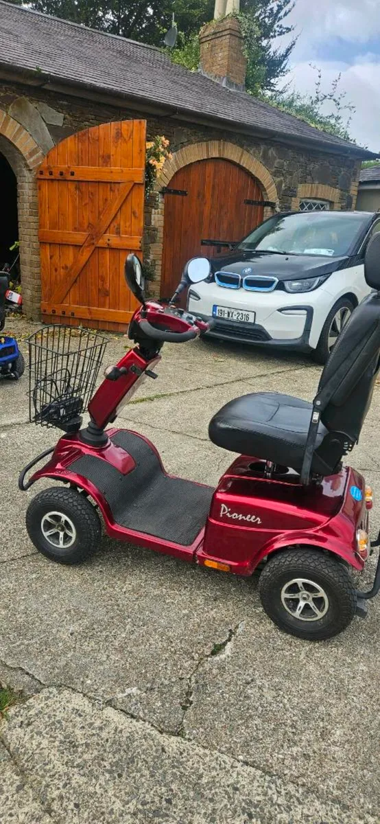 Pioneer Mobility Scooter (750W) - Image 2