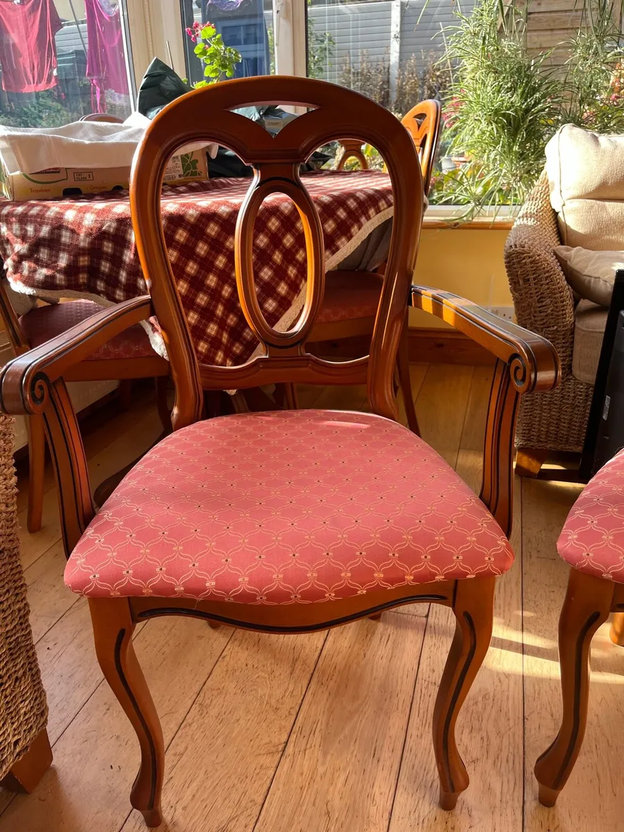 Table and 6 chairs - Image 3