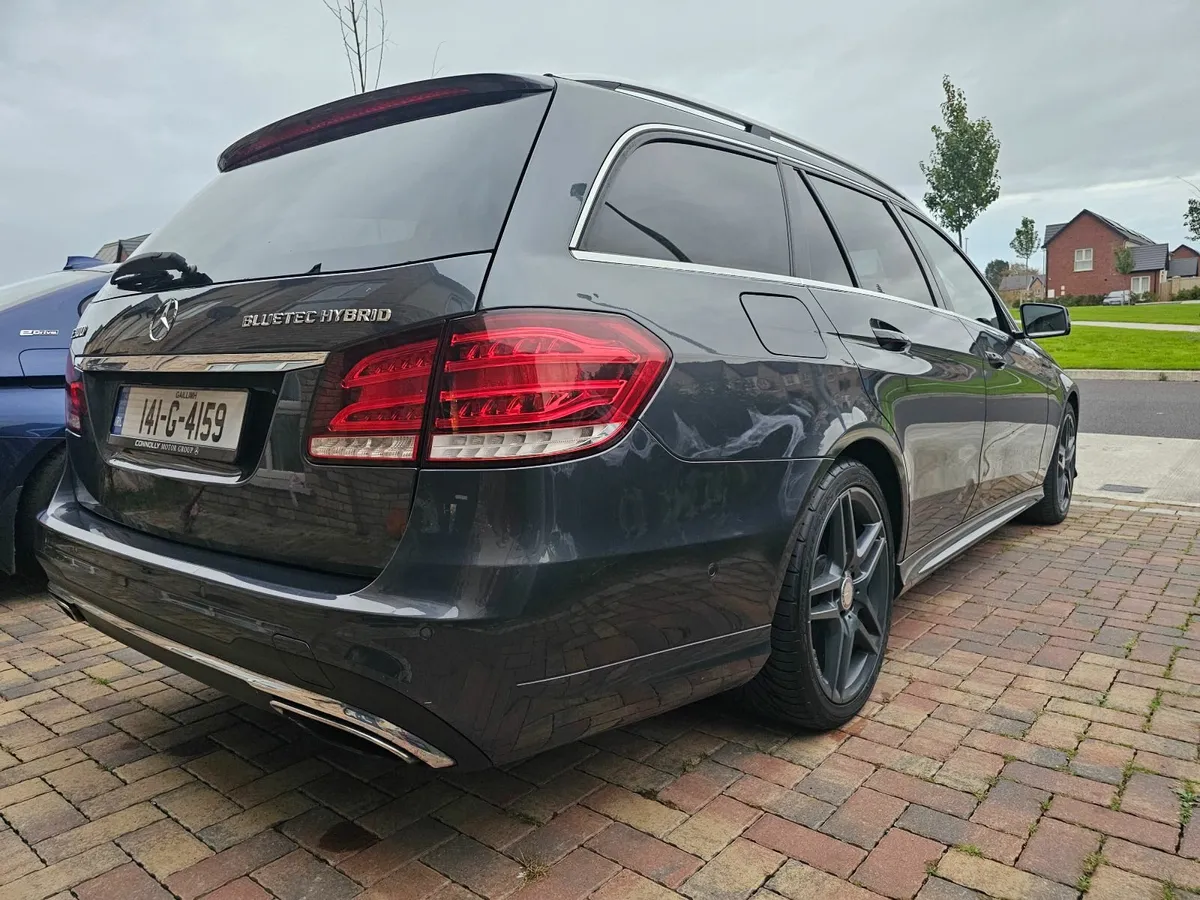 Mercedes E300 AMG - Image 2