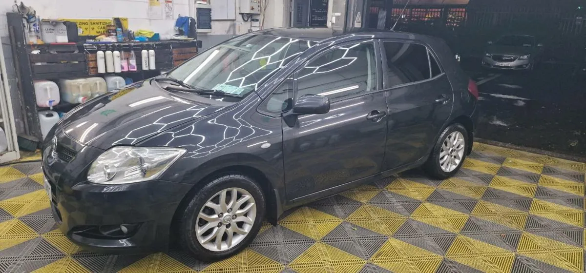 Toyota Auris D4D 2008 - Image 2