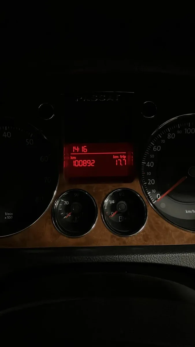 Volkswagen Passat 2007 1.6 FSI - Image 3