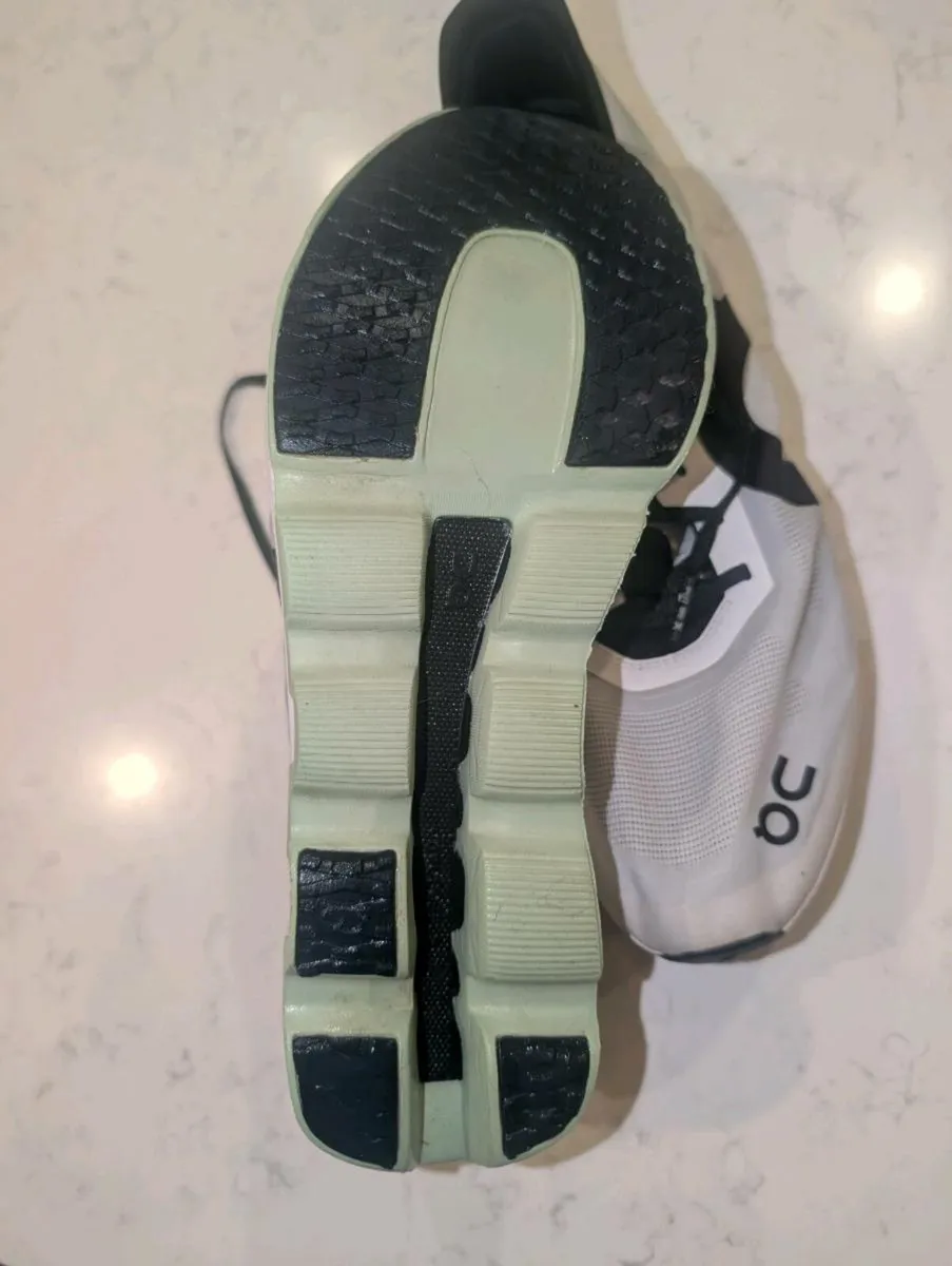 ON Cloudboom Echo Carbon Runners - Mens UK 10 - Image 4