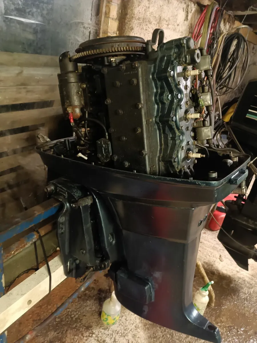 Breaking outboard engines - Image 1