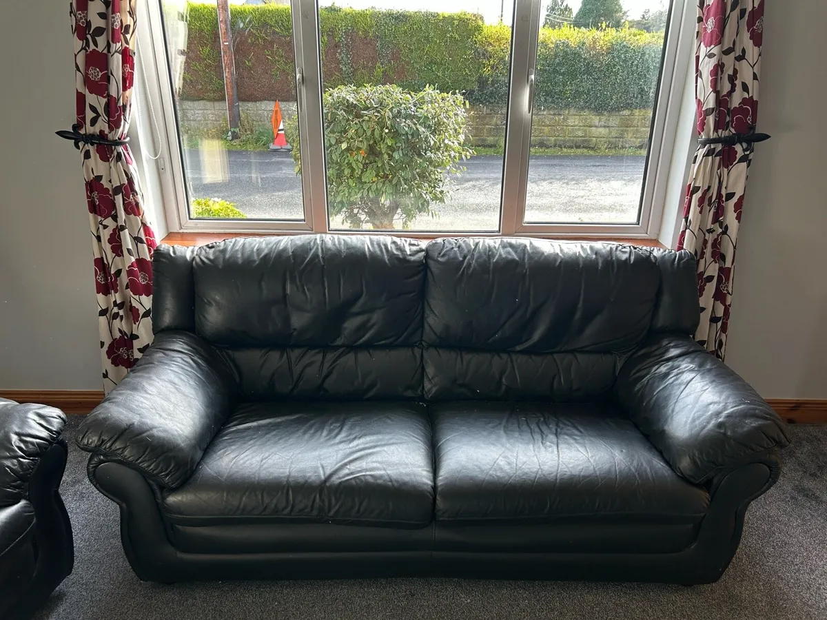 Leather Couch and 2 Arm Chairs - Image 1
