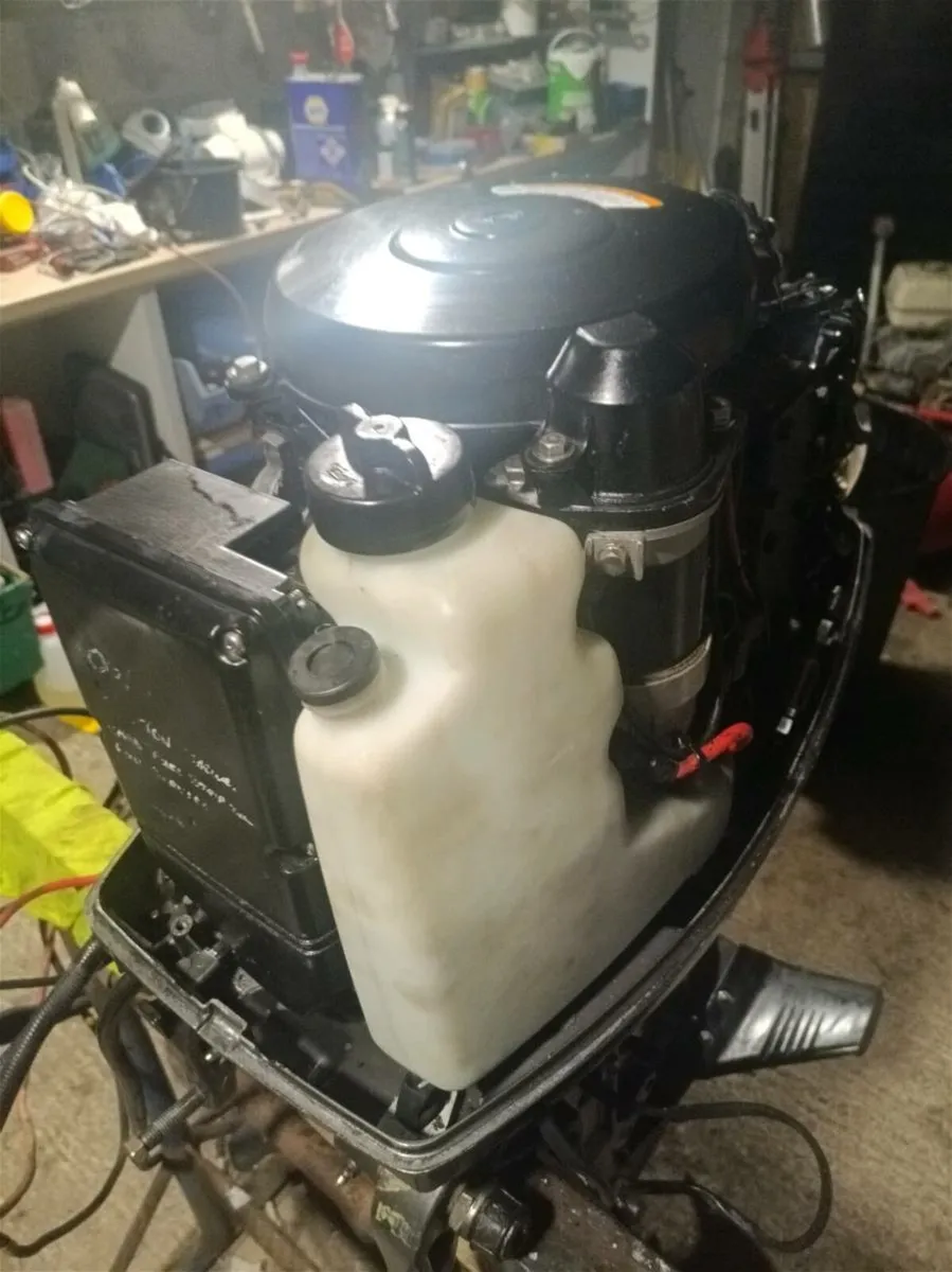 Tohatsu outboard - Image 4