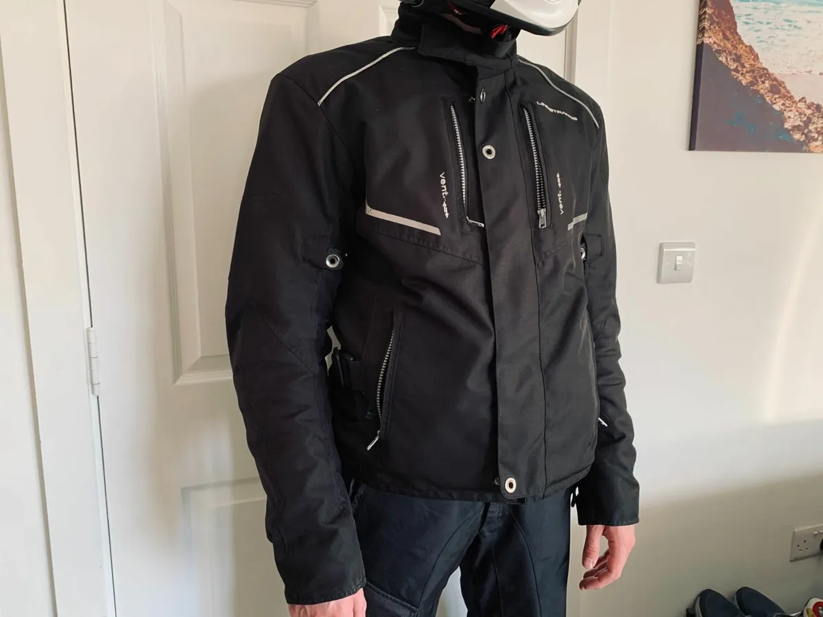 Lindstrands Motorcycle Jacket with Pants - Image 1