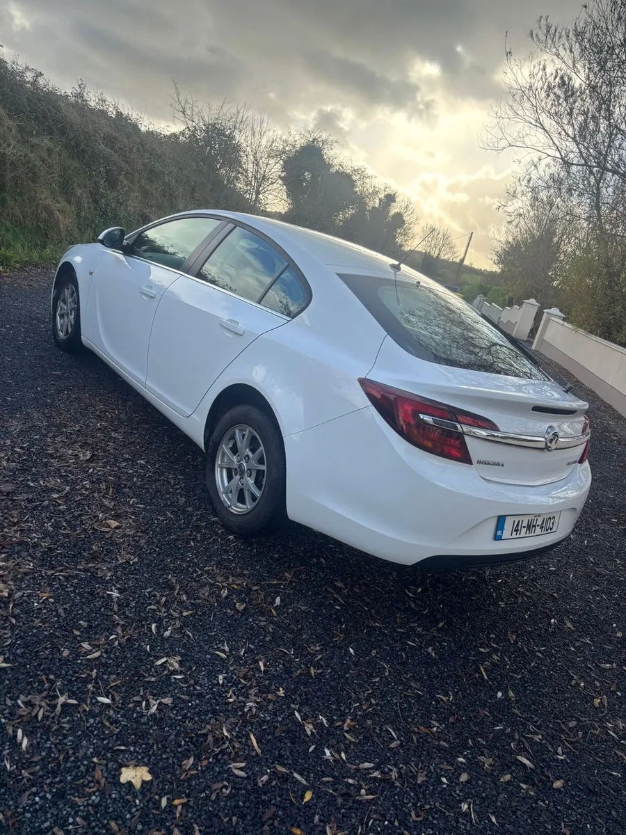 141 Opel Insignia - Image 1
