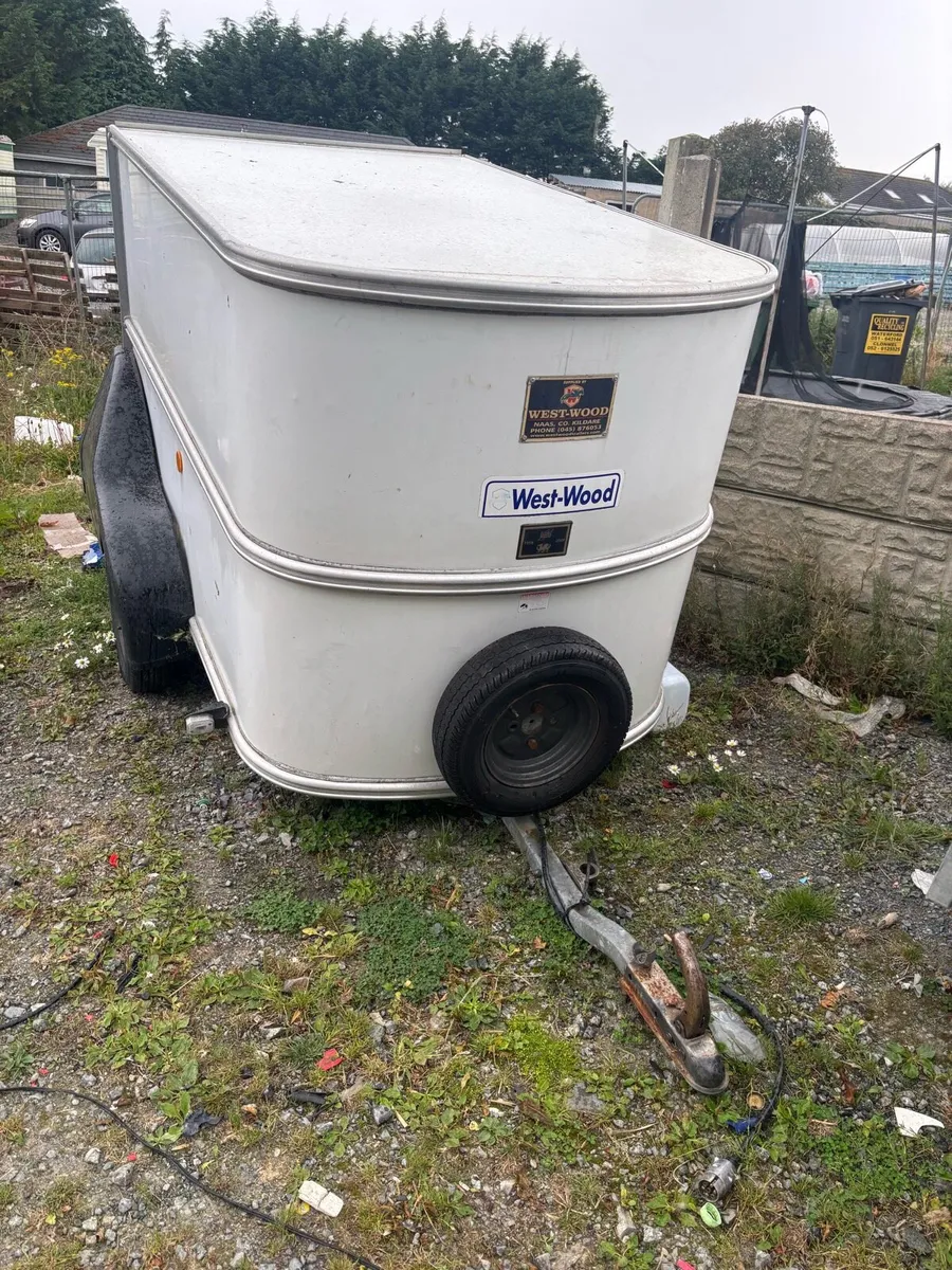 Tow van trailer - Image 1