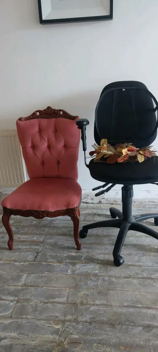 Occasional chair - Image 3