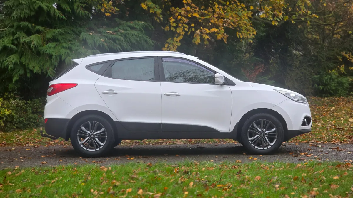 2015 Hyundai Ix35 1.7 CRDI Executive - Image 3