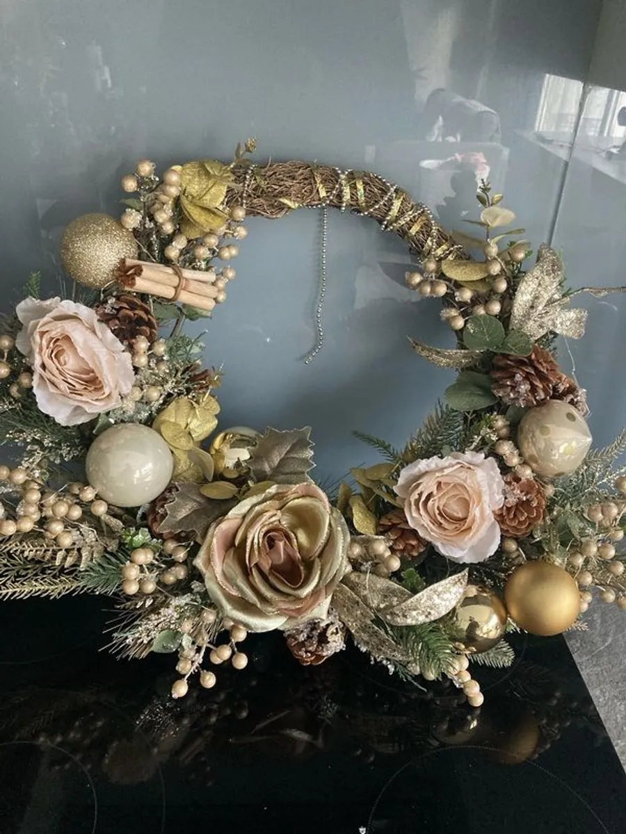 Christmas displays - Image 3