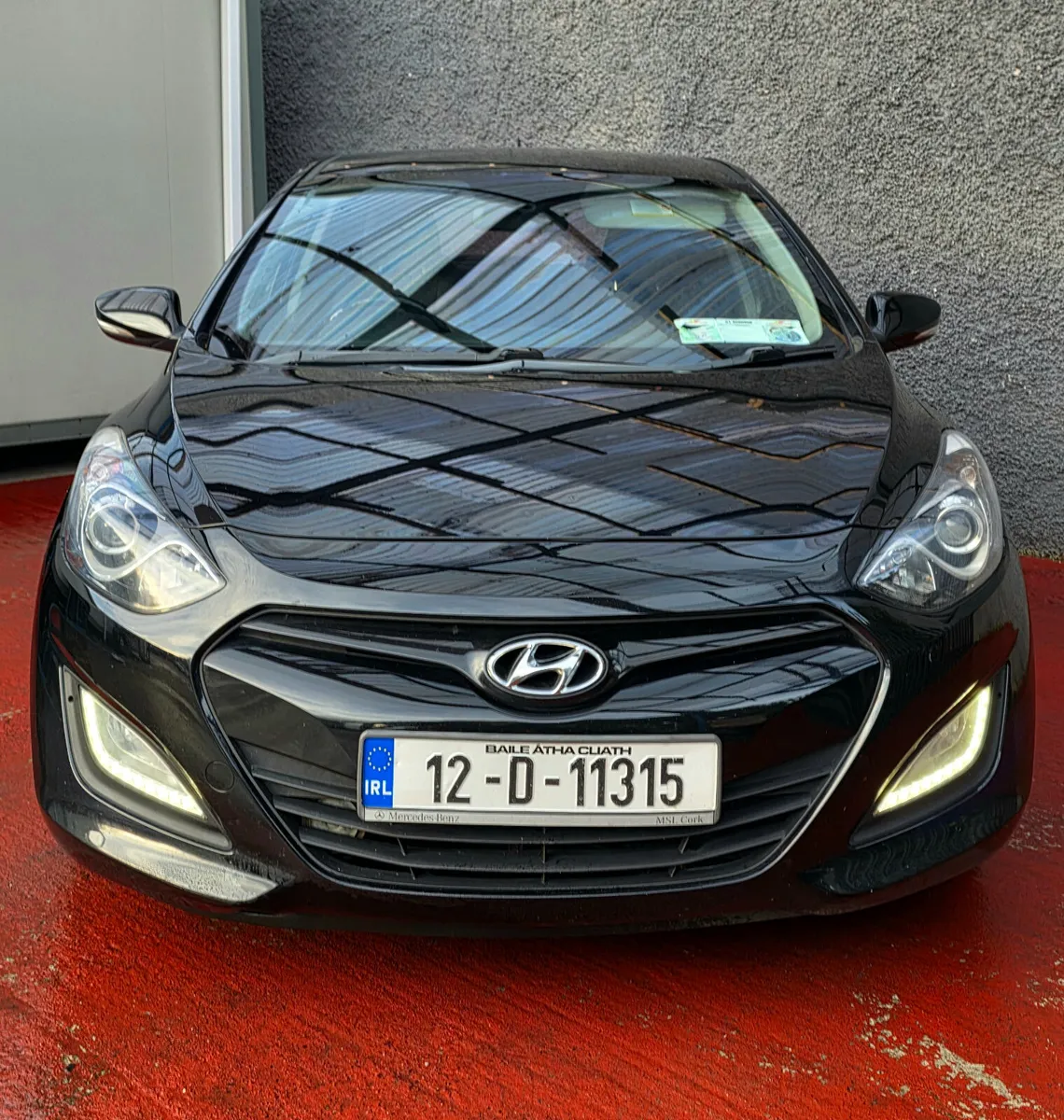 2012 Hyundai i30 1.4 diesel Elite Nct & taxed - Image 2