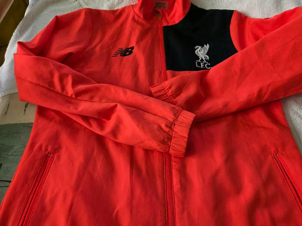 Liverpool Football Club Jacket 2017 to 2018 - Image 3