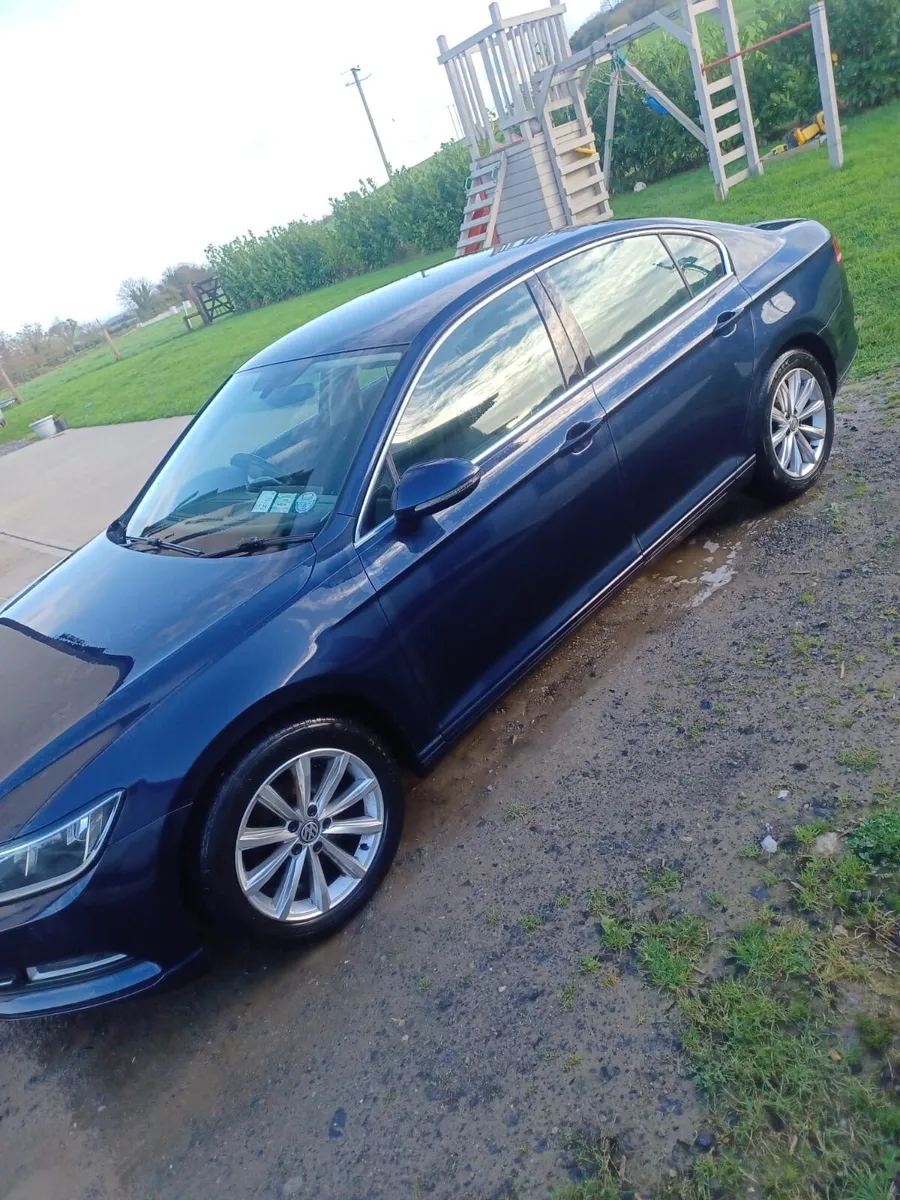 ** VW Passat ** - Image 2