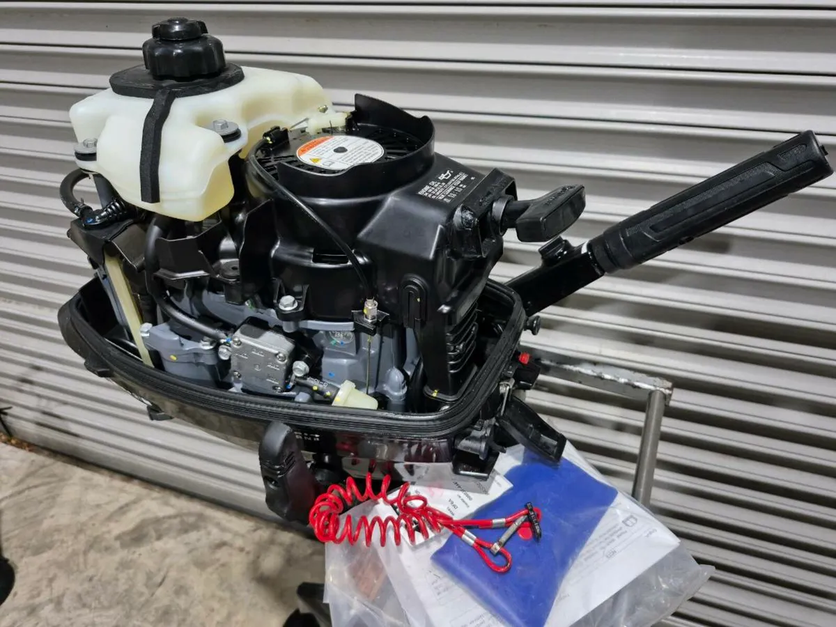 Suzuki 6hp boat outboard motor longshaft 2024 - Image 2