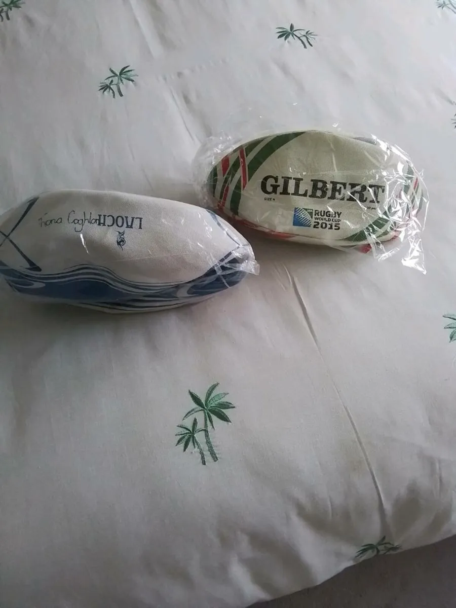 Rugby collectibles - Image 1