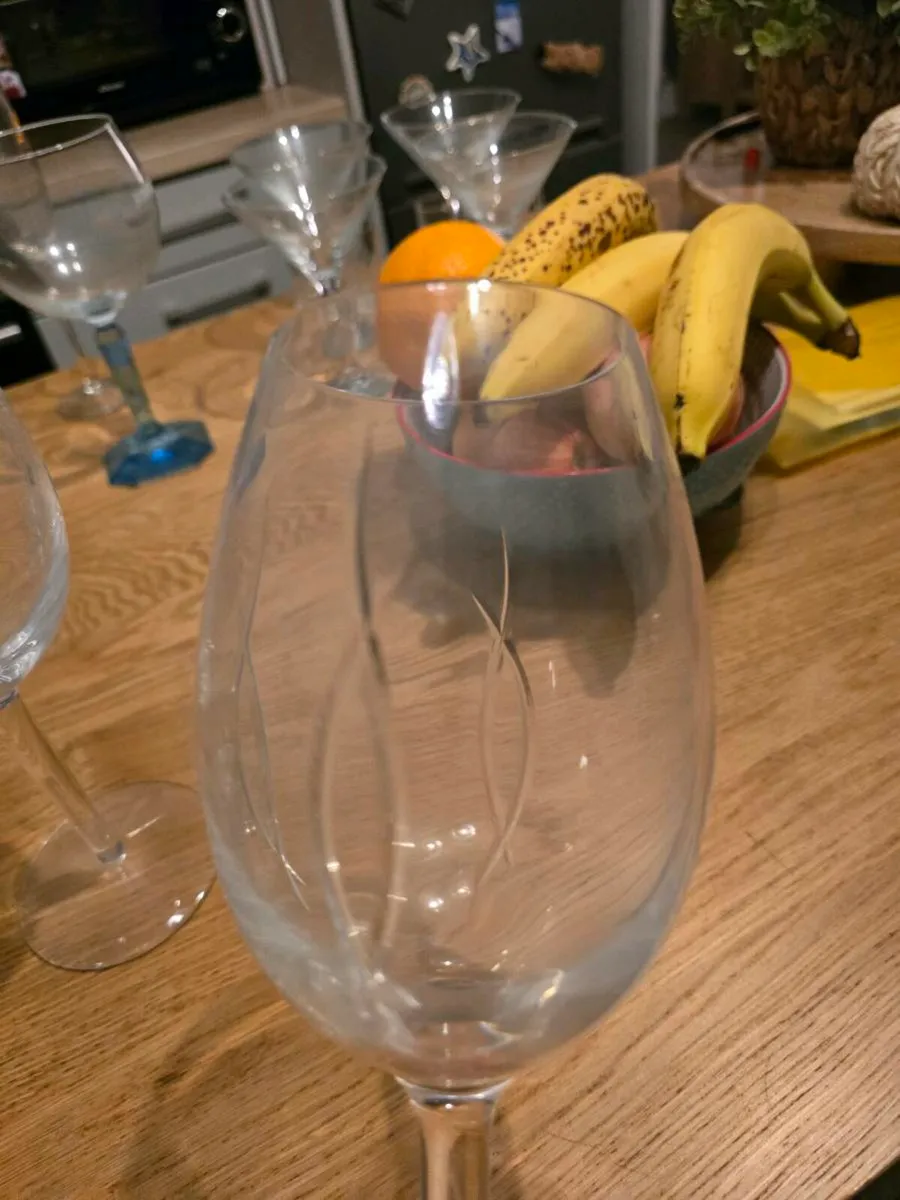 Four large wine glasses .. - Image 4