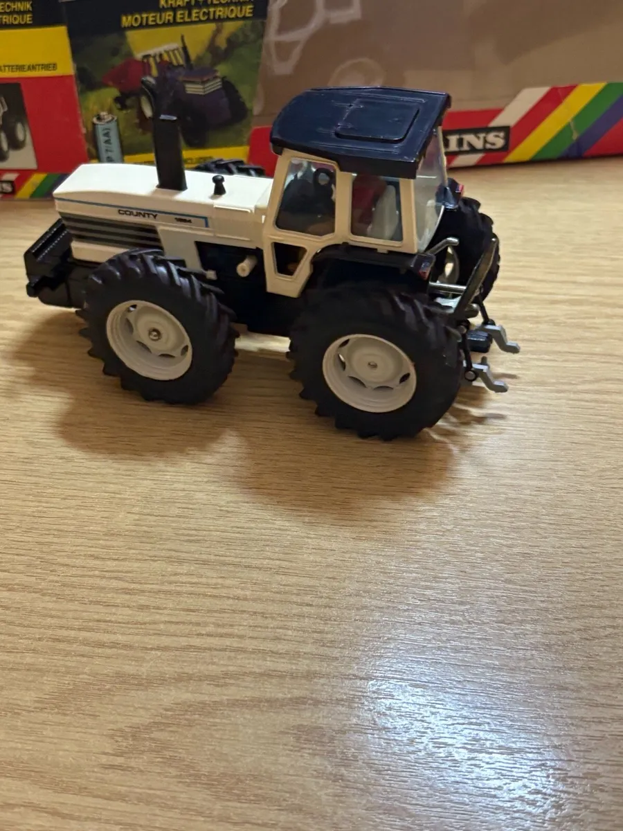 RARE Britains Powerfarm County - working. - Image 4