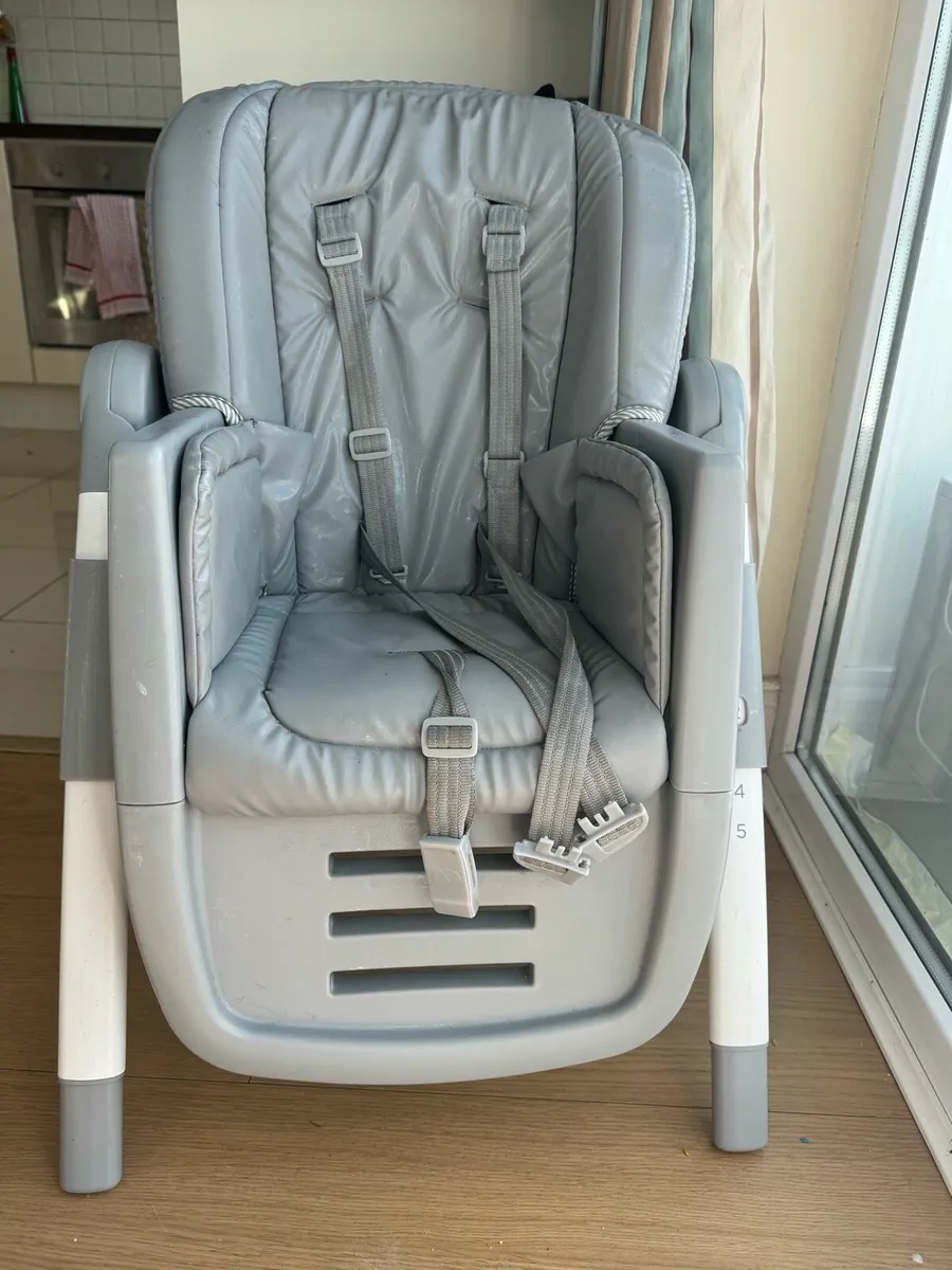 Joie Multiply 6-in-1 high chair - Image 1