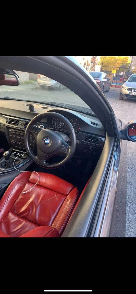 BMW 330D e92 - Image 2