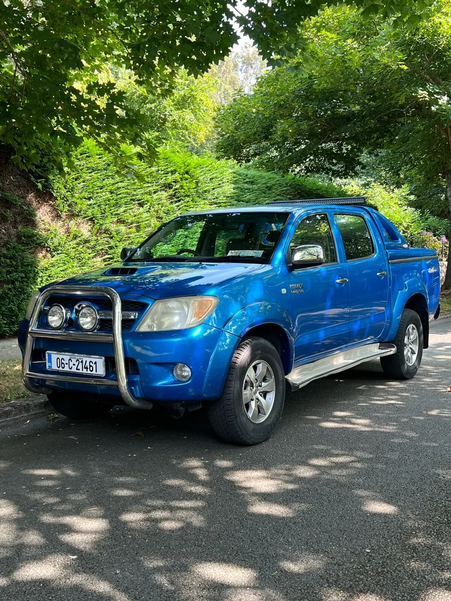 Toyota Hilux Vigo D4d 3.0 - Image 2