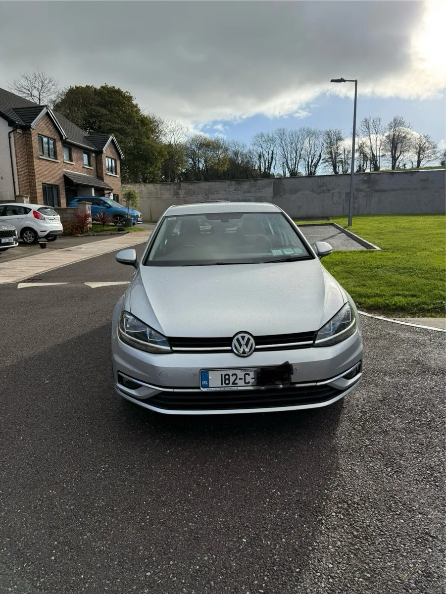 High spec VW Golf Comfortline Full Service Hist - Image 1