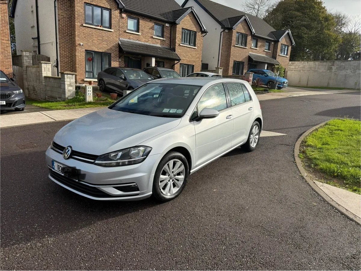 High spec VW Golf Comfortline Full Service Hist - Image 2