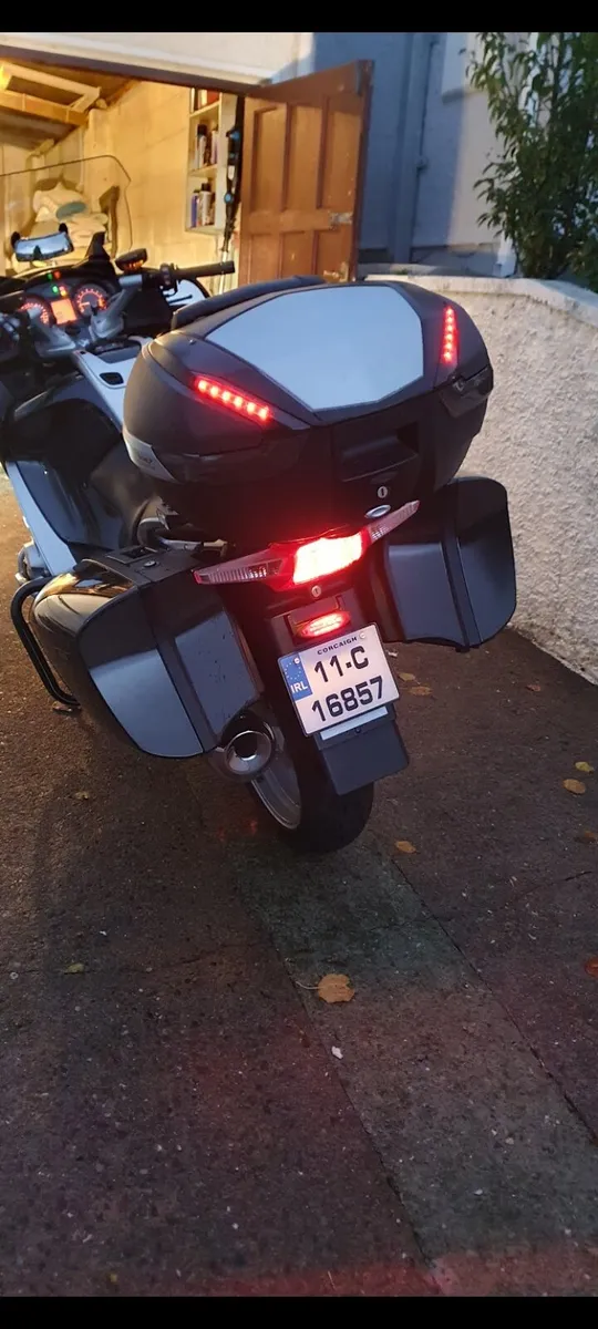 2011 BMW R1200RT (Only 32,000 miles.) - Image 4