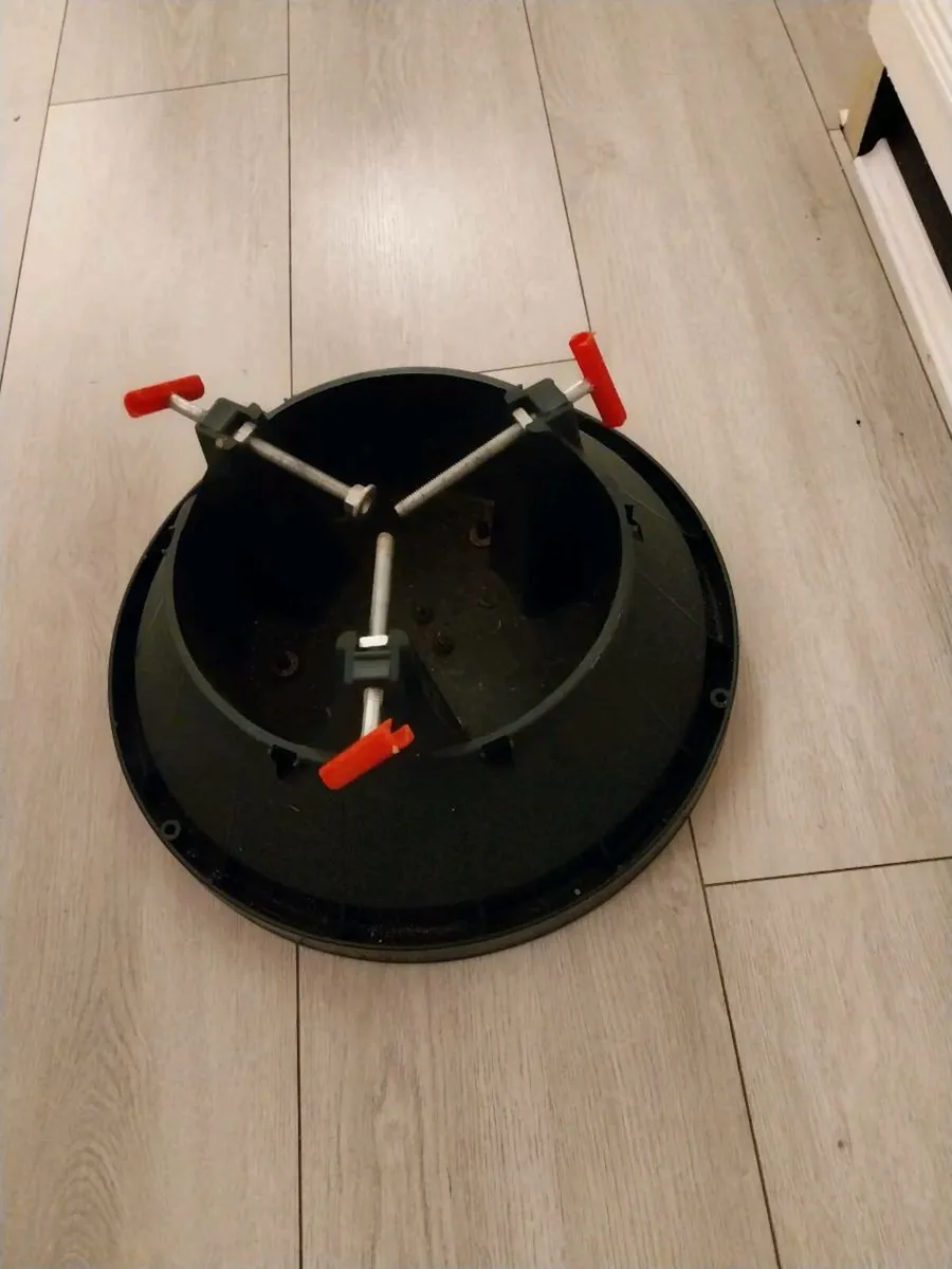 Christmas Tree Holder