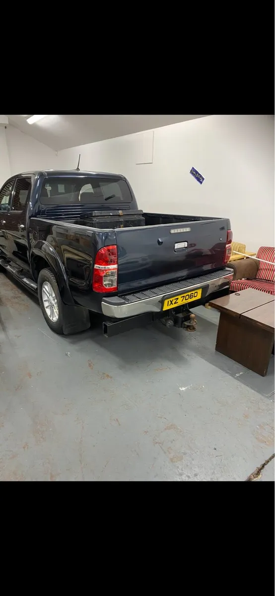 Toyota hilux - Image 2