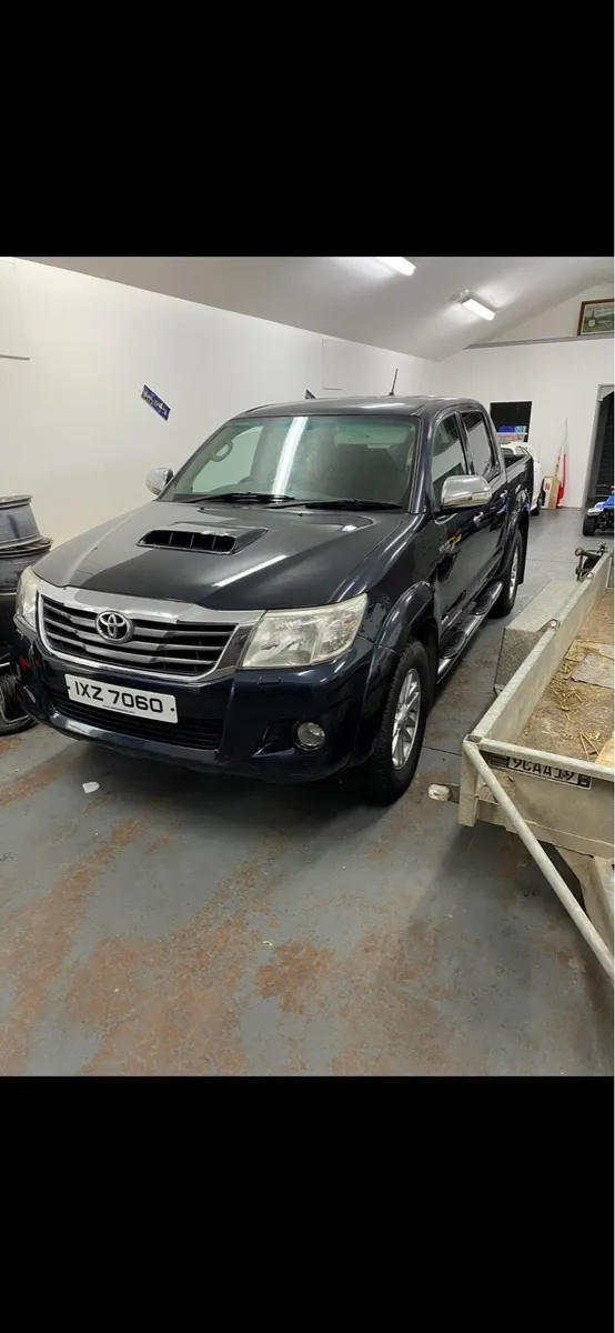 Toyota hilux - Image 3