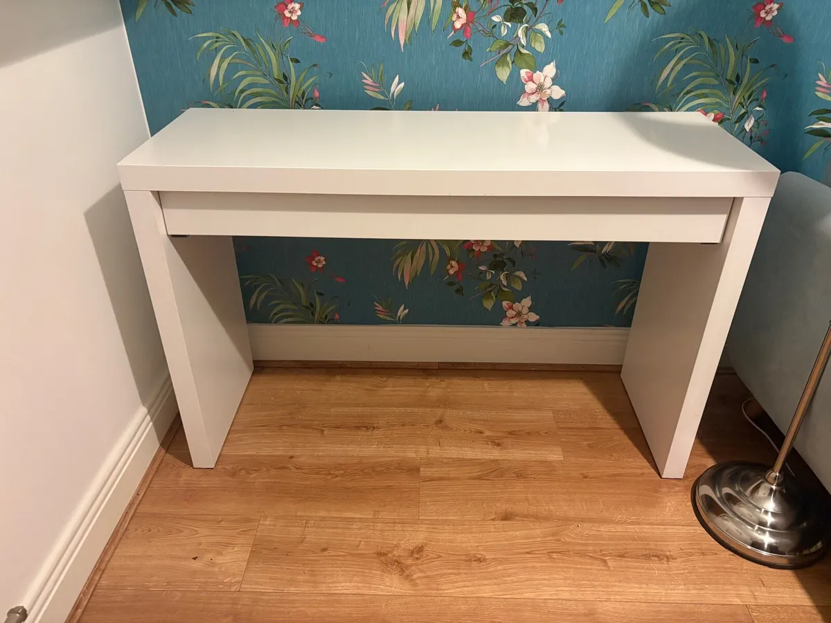 Console table with glass - Image 1