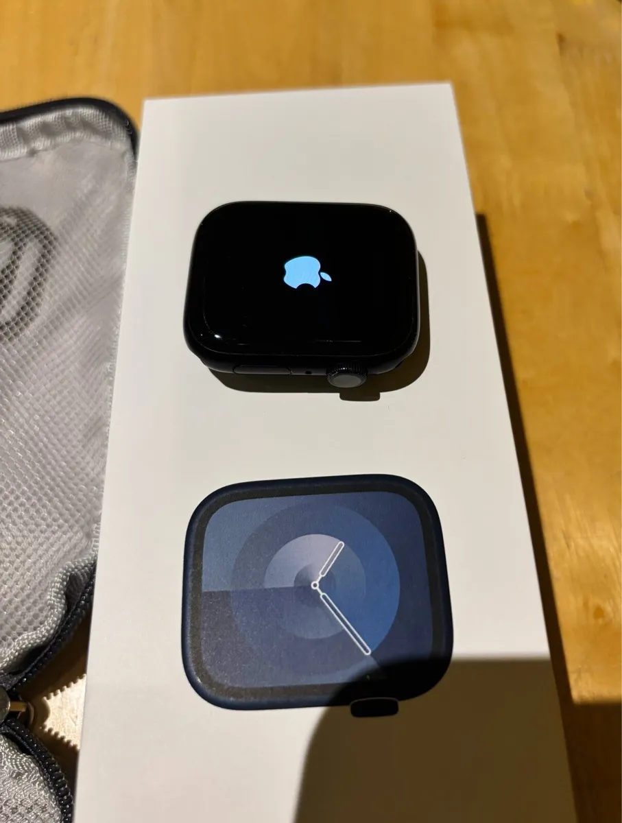 Apple Watch - Image 4