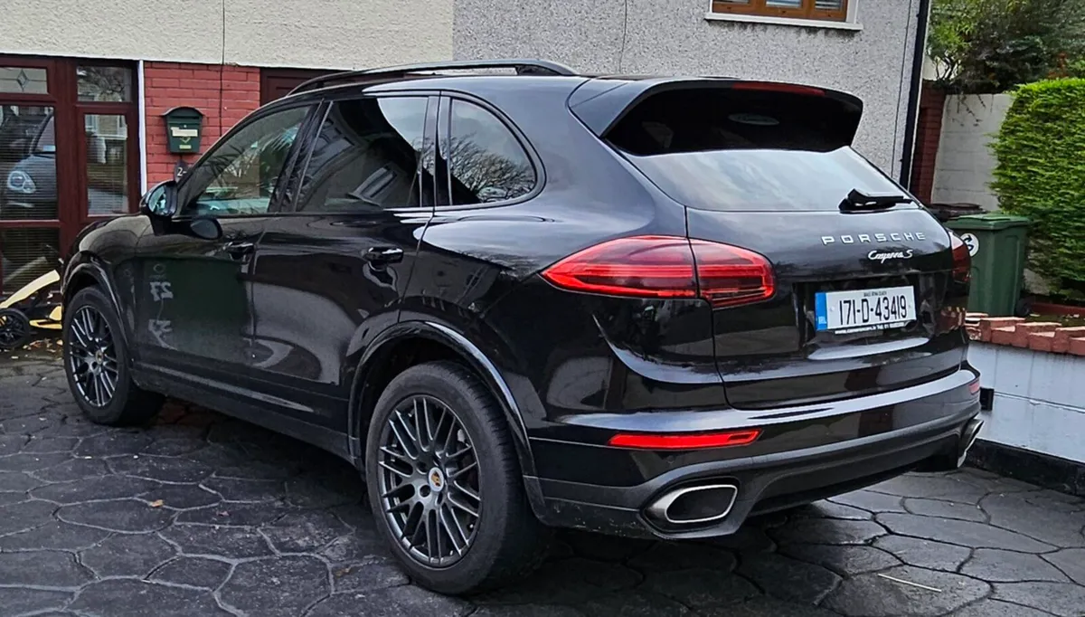Porsche cayenne s premium edition - Image 3