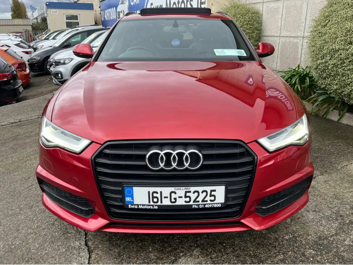 Audi A6 AVANT S-LINE ULTRA BLACK EDITION 187BHP // - Image 2