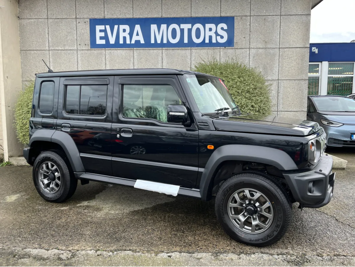 Suzuki Jimny NOMADE LWB 4 SEAT AUTOMATIC 1.5 PETRO - Image 3