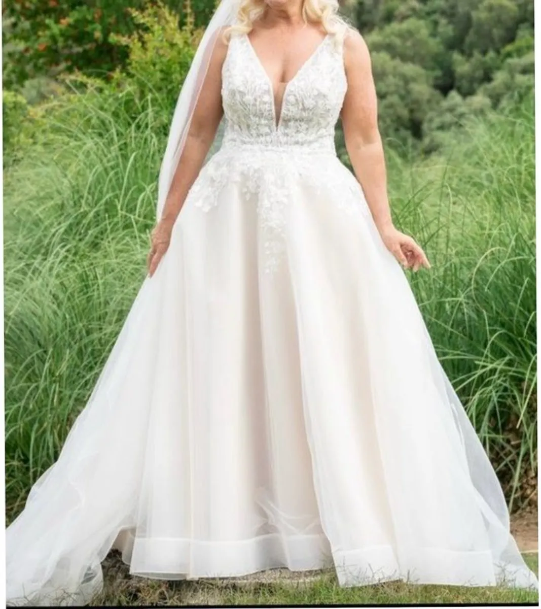 wedding dress - Image 1