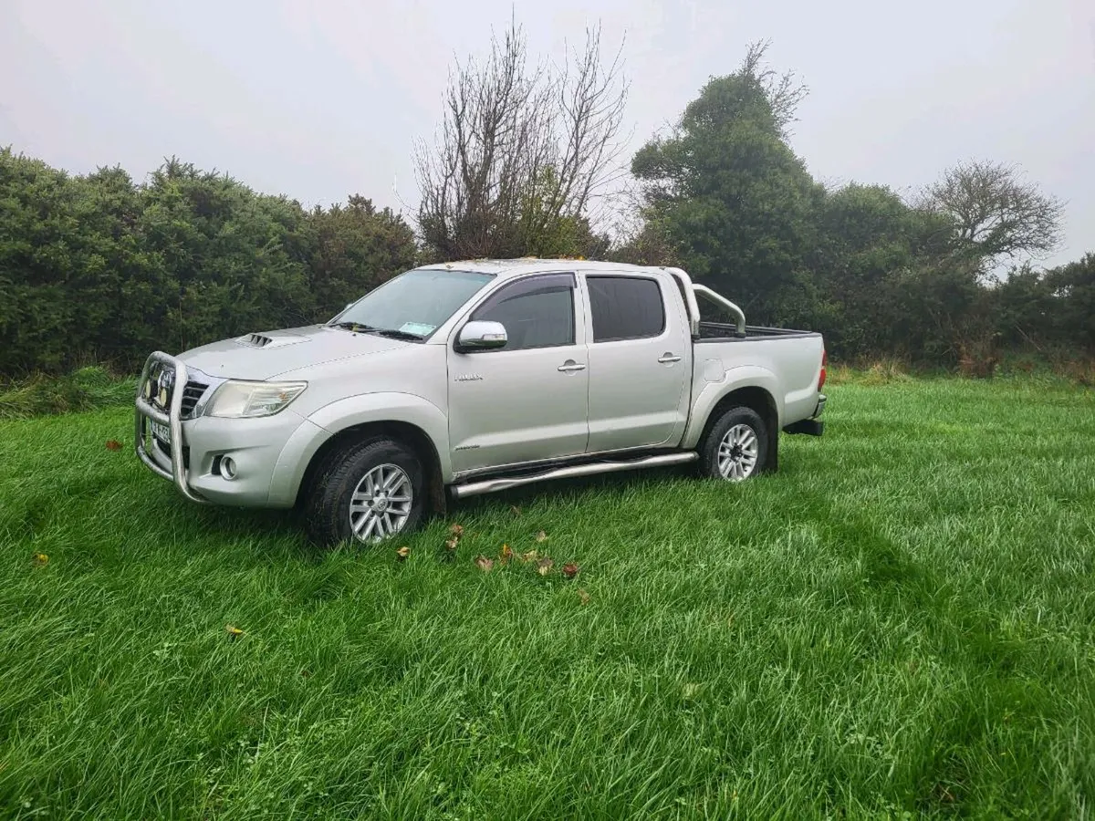 Toyota Hilux 3.0 - Image 1