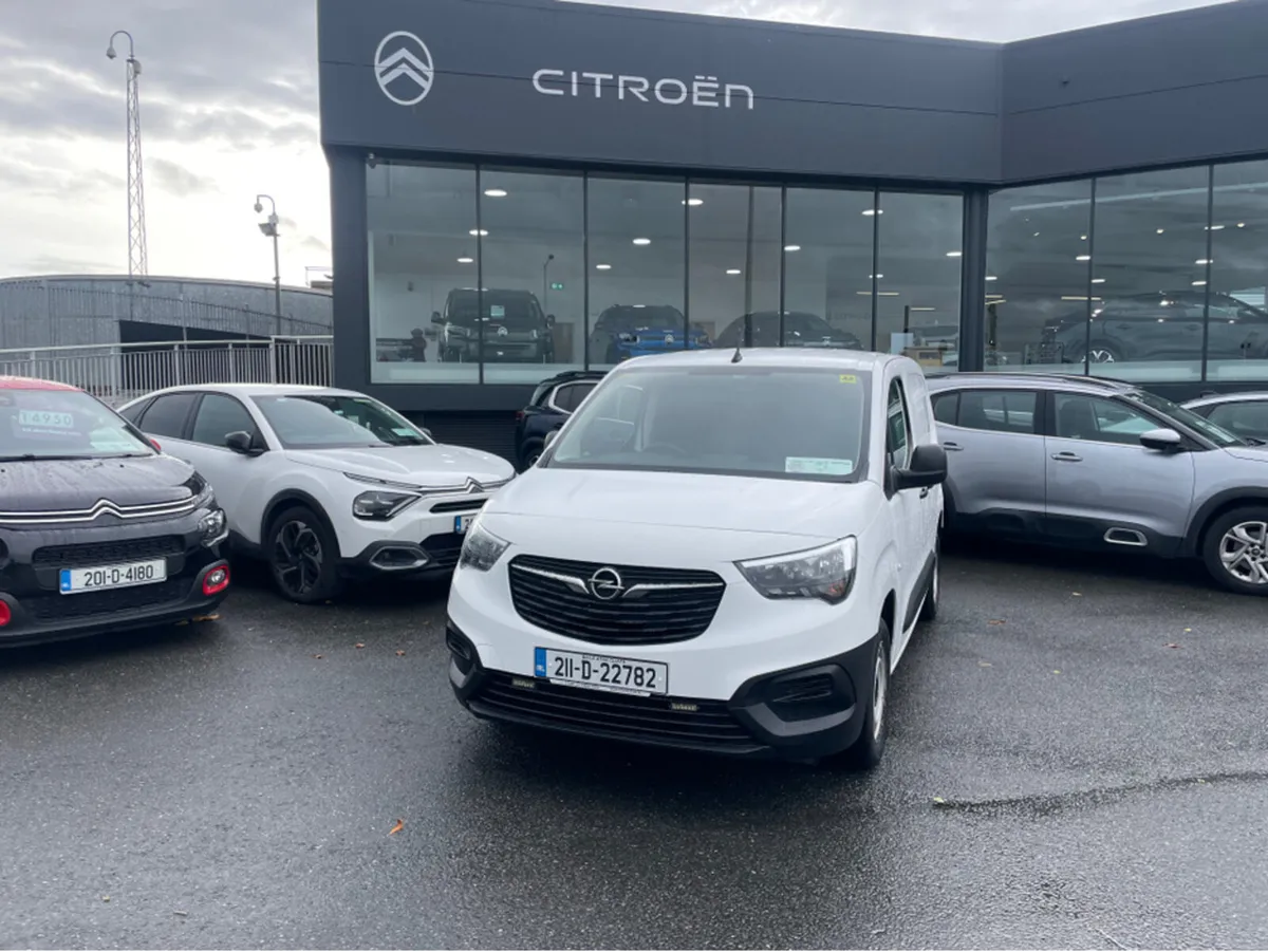 Opel Combo L1H1-1.5 75PS DIESEL 5 S SP 5DR // DIES - Image 1