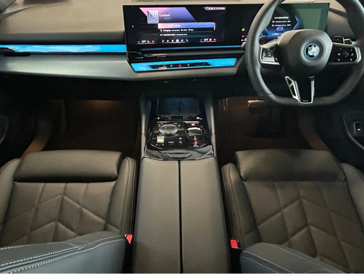 BMW 5-Series M SPORT AUTO - Image 4