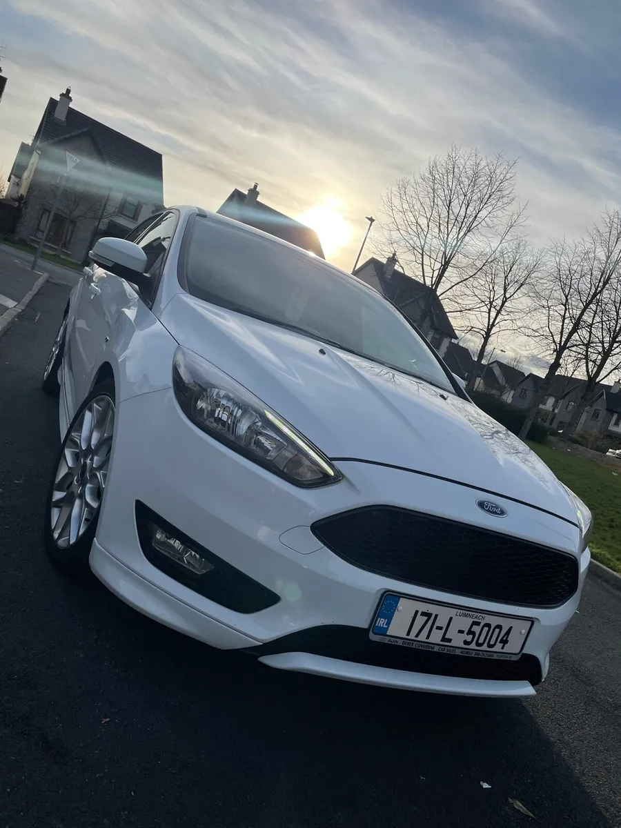 Ford Focus ST 2017 - Image 3