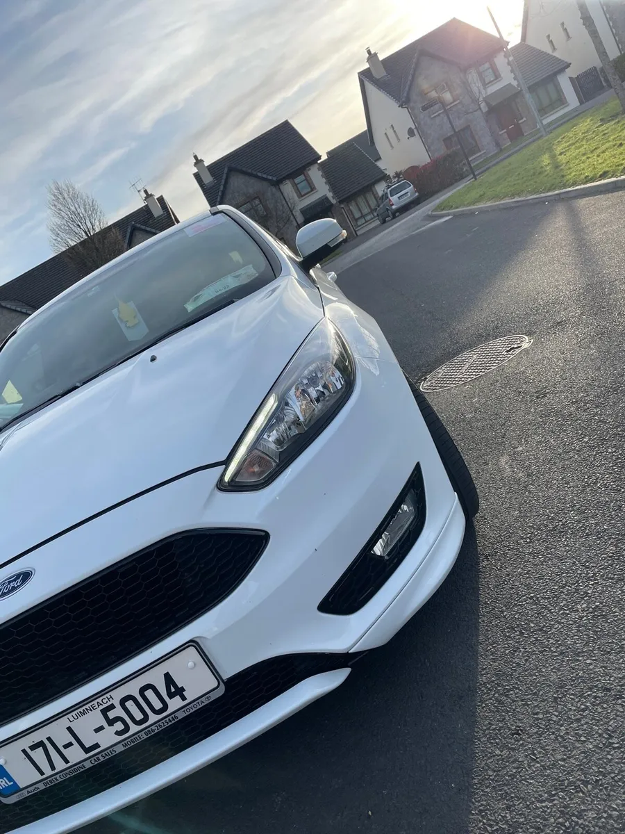 Ford Focus ST 2017 - Image 4