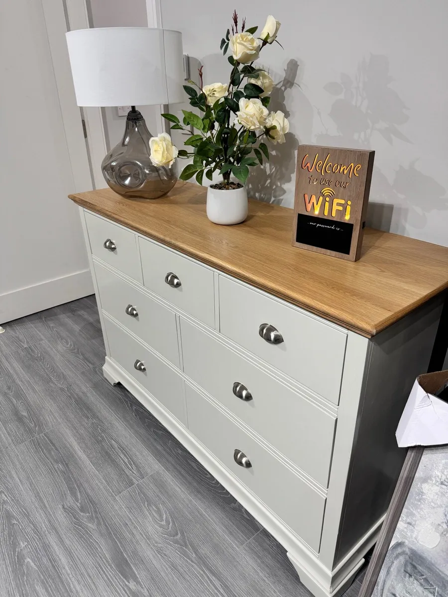 3+4 Solid Oak Drawer Chest - Image 1