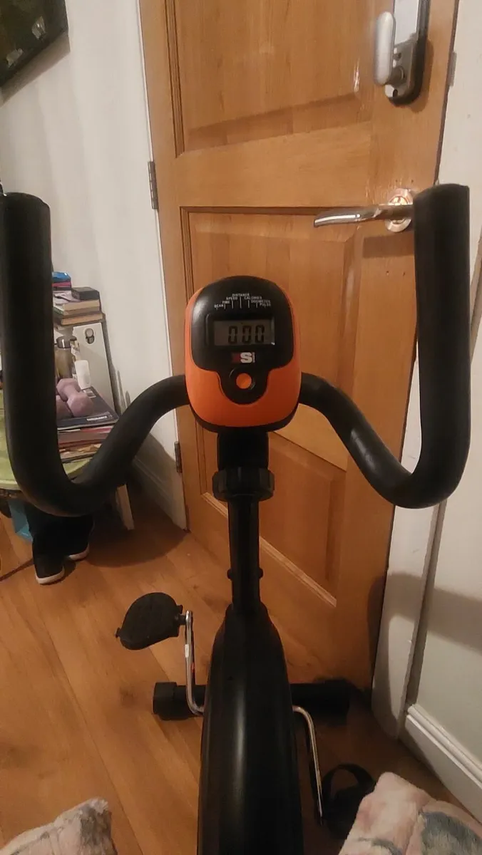 Exercise Bike - Recumbent - Image 3