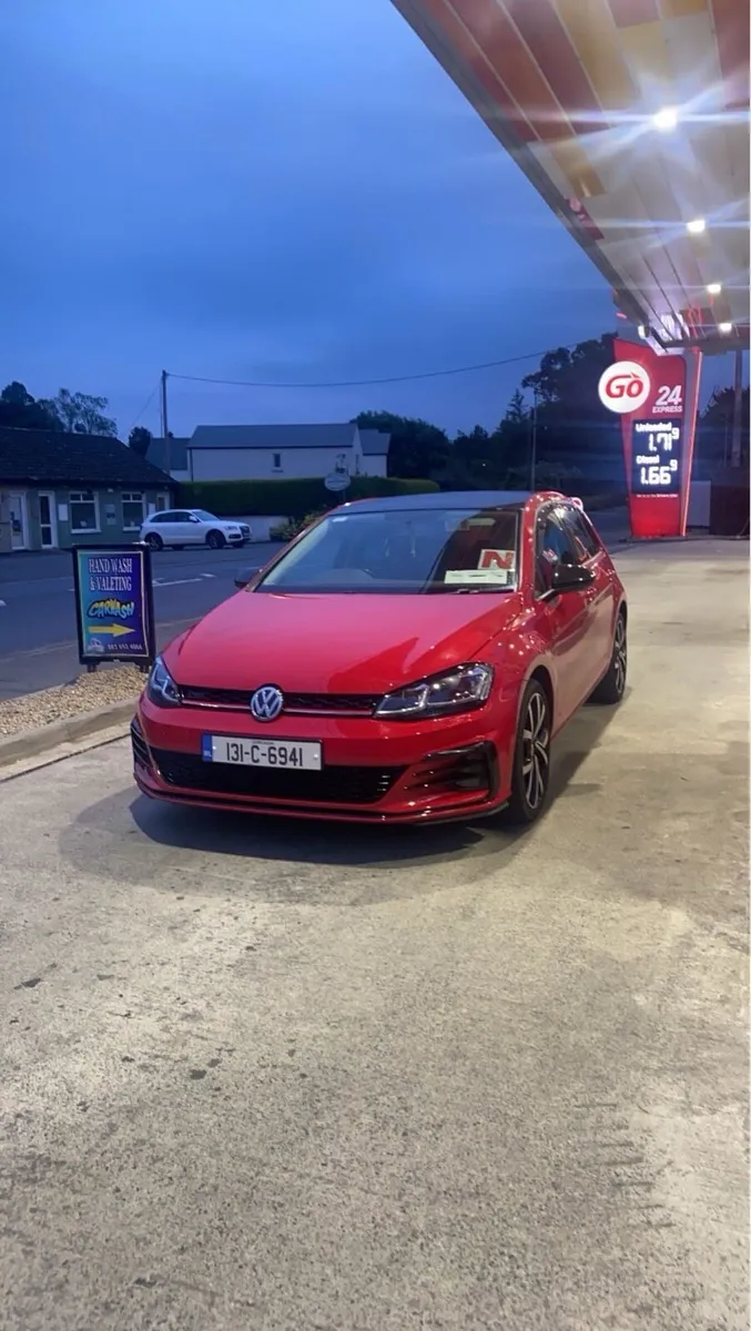 Volkswagen Golf - Image 2