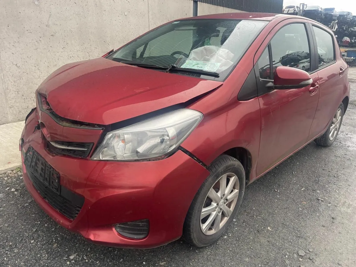 2013 Toyota Yaris 1.33 vvti TR - Image 1