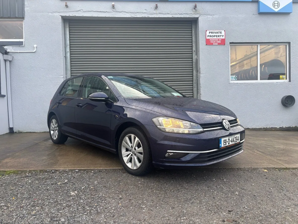 Volkswagen Golf TSI - Image 1