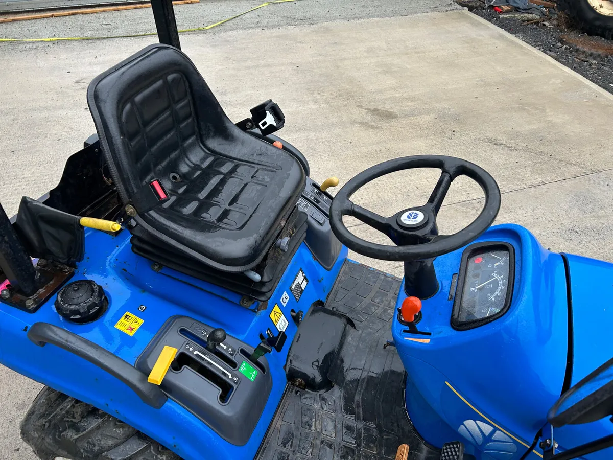 2012 New Holland TZ24D Compact Tractor - Image 2